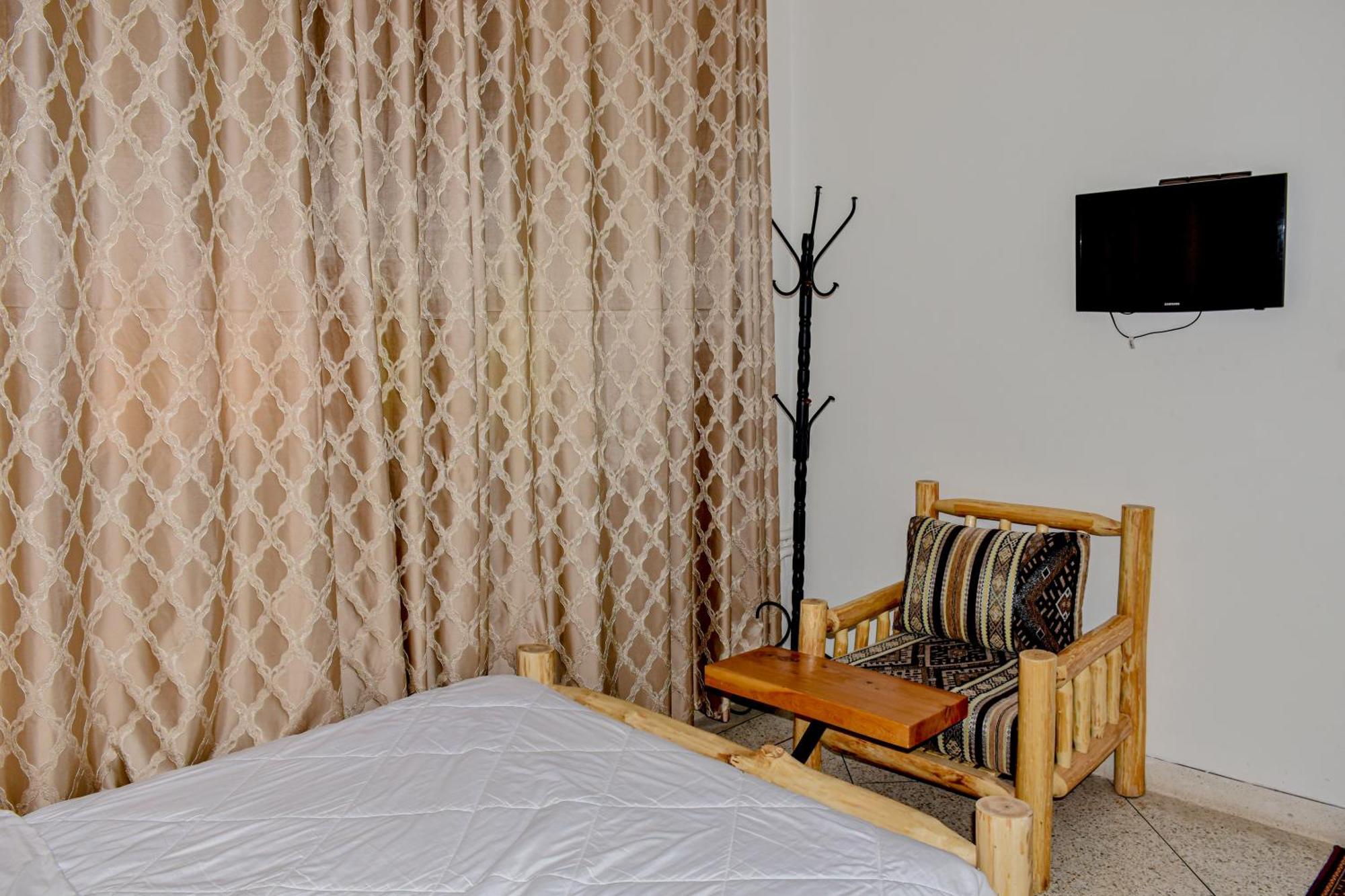 Hotel Safari Week End มิเดลท์ ภายนอก รูปภาพ